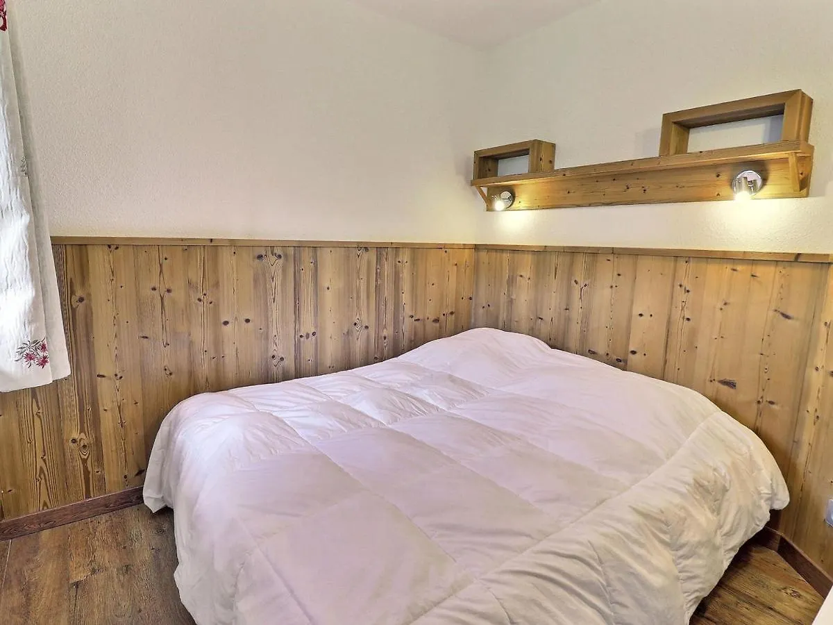 Location Ski La Tania : Apt 2 Pieces, 4 Pers, Balcon, Proche Commerces Et Navettes - Fr-1-182A-22 Courchevel