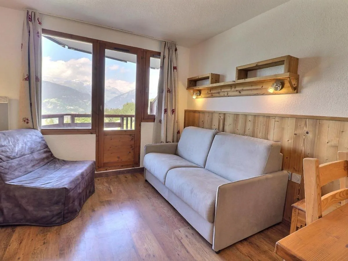 Location Ski La Tania : Apt 2 Pieces, 4 Pers, Balcon, Proche Commerces Et Navettes - Fr-1-182A-22 Courchevel France
